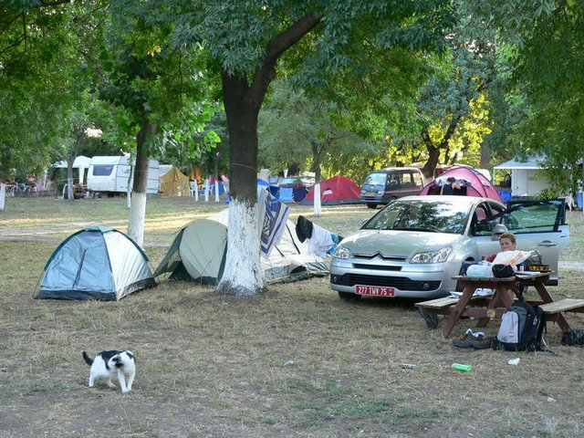The campsite in Istanbul. One of the worst. Dirty, dusty and salt water showers, not to mention the greasy staff.